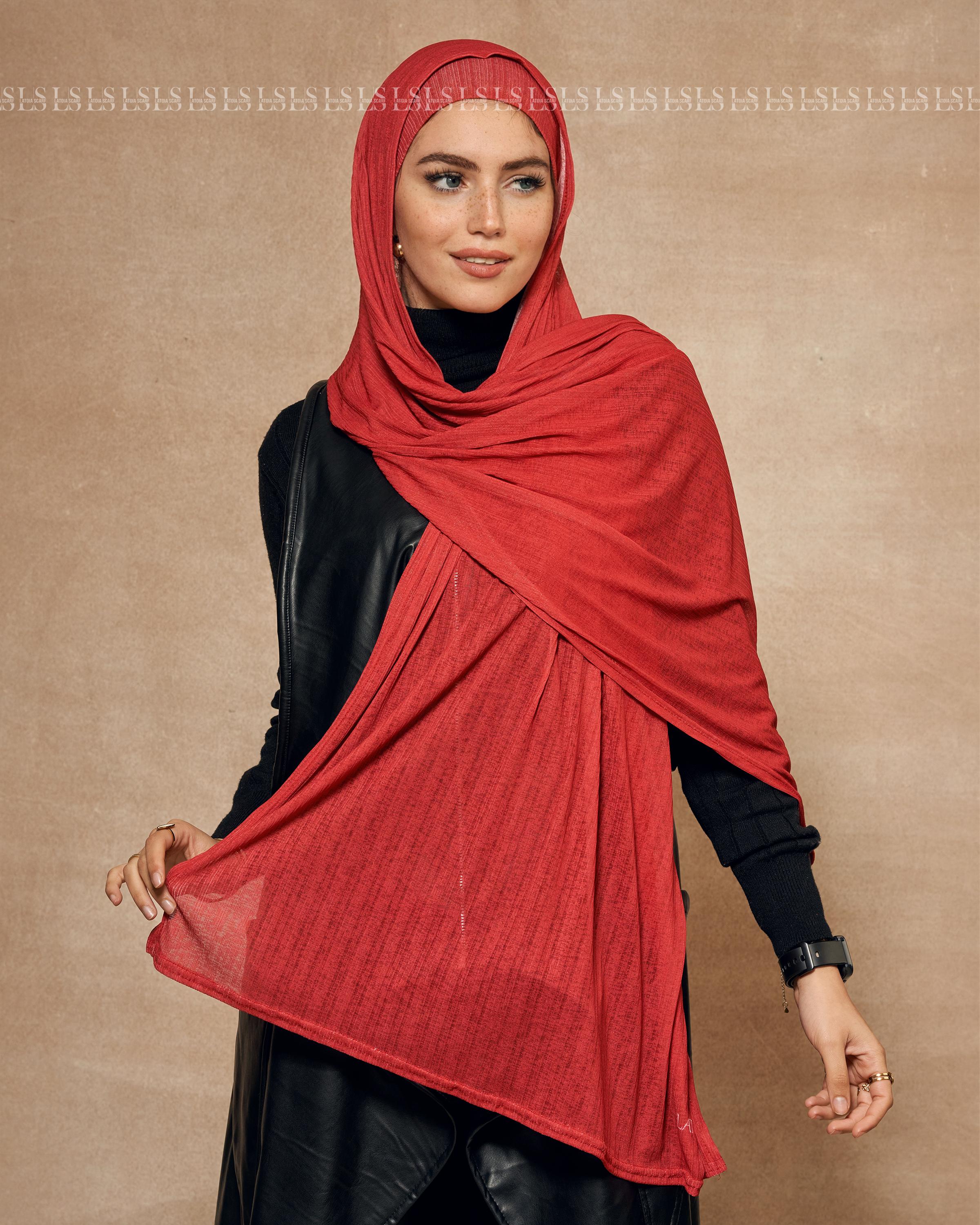 Red hejab with bndana