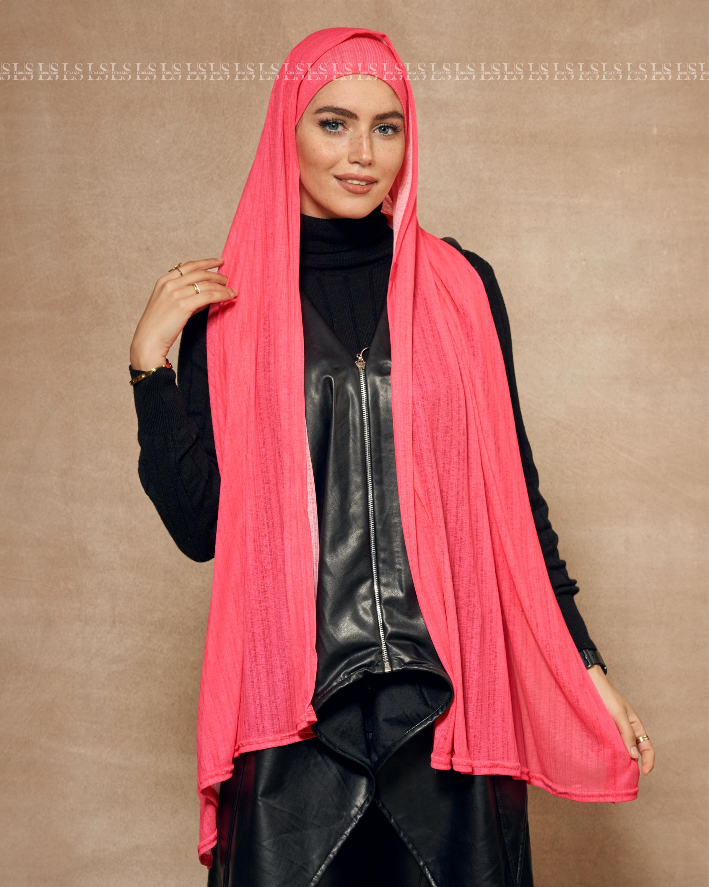 Fushia hejab with bndana